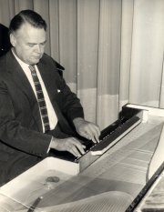 Robert Thurston Dart performing